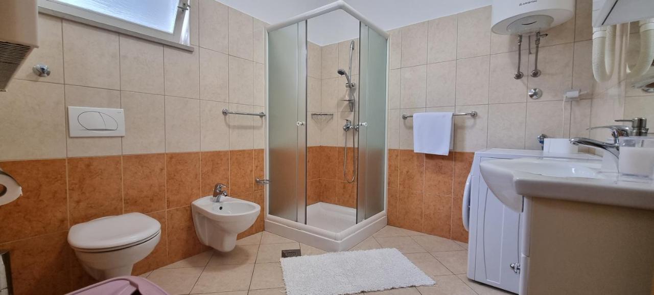 Apartments Anamarija Опатія Екстер'єр фото